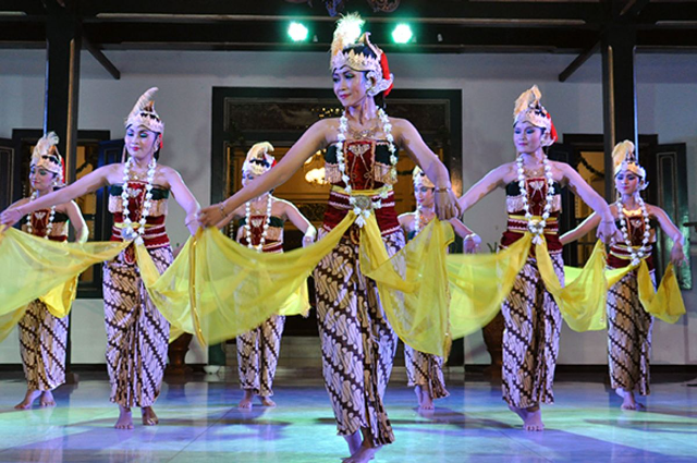 6 Kebudayaan Suku Jawa Turun Temurun di Indonesia