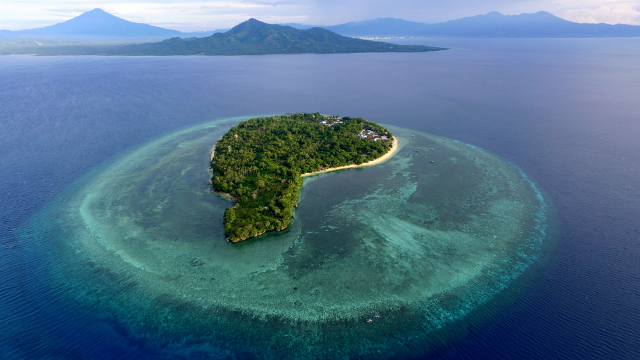Menjelajahi 11 Destinasi Wisata Sulawesi Utara Terbaik